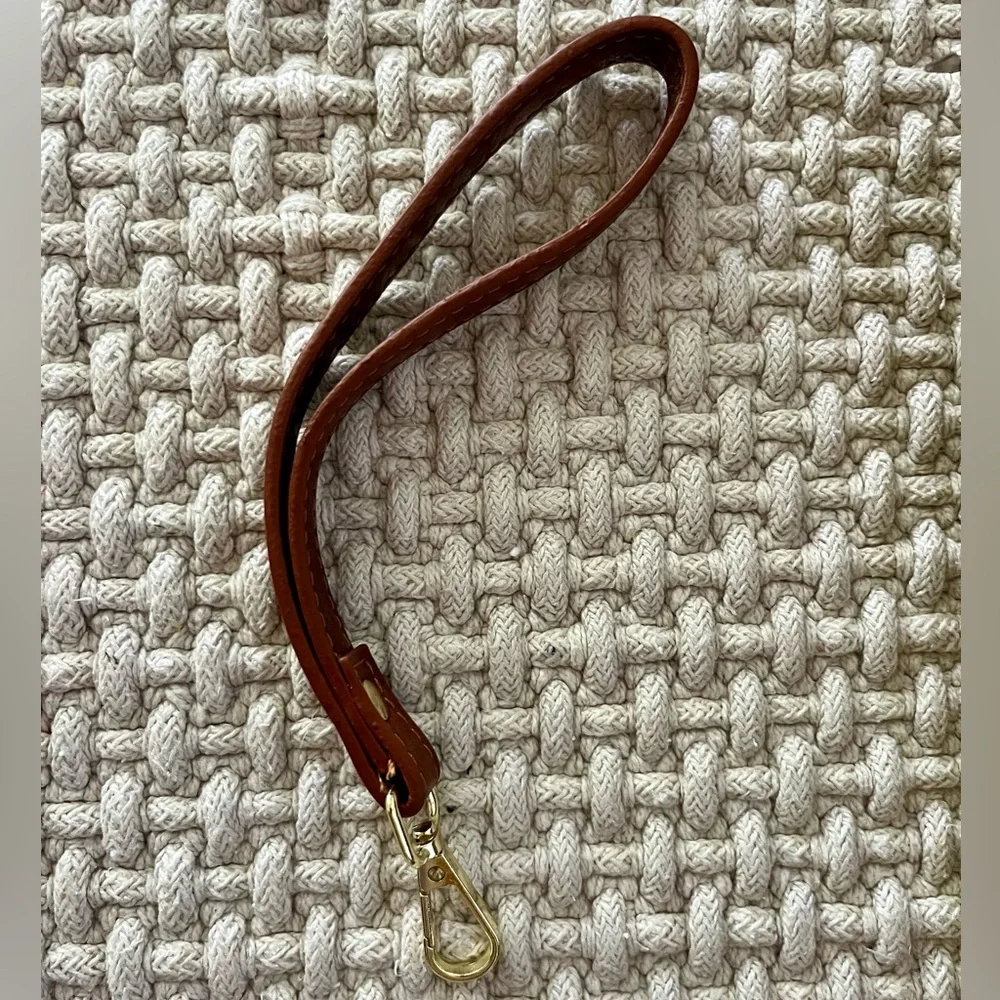NWOT Brown Leather Wristlet & Bag Straps with Gold Hardware - Picture 5 of 10